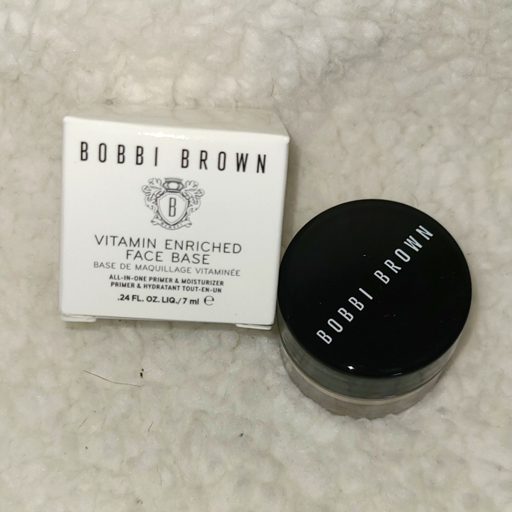 Bobbi Brown Face Base